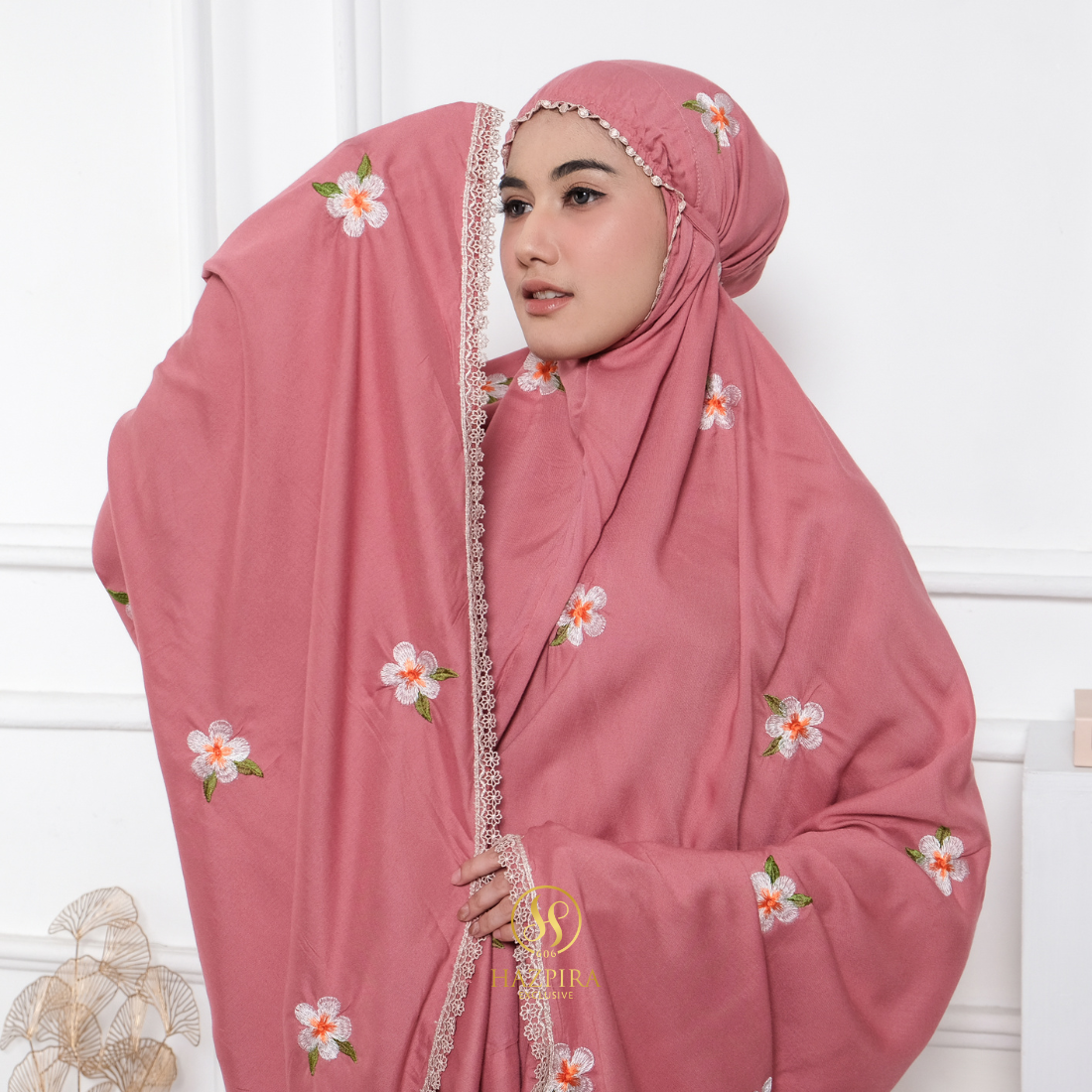 Mukena Dewasa Rayon Bordir Mahalini